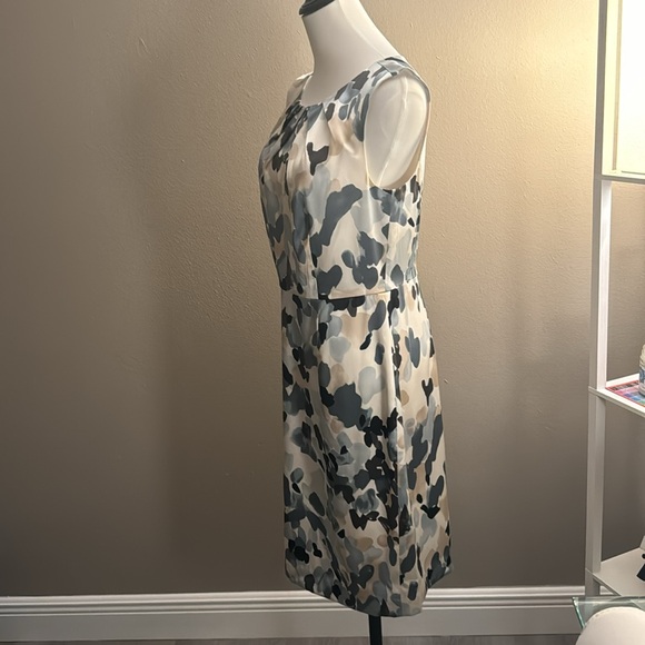 NWT new with tags, Ann Taylor Silk mid length dress - Picture 2 of 9